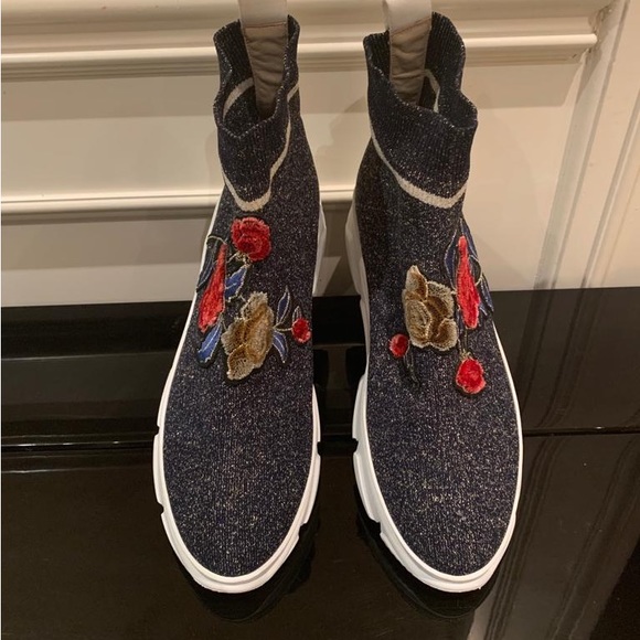 Loriblu ankle length boots. Made in Italy. - Picture 2 of 2